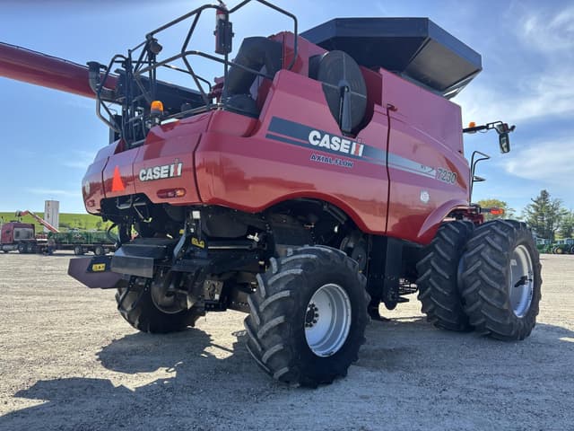 Image of Case IH 7230 equipment image 4