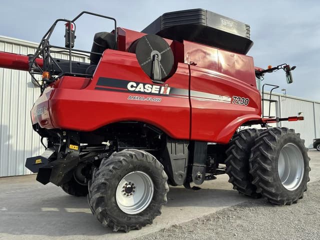 Image of Case IH 7230 equipment image 3