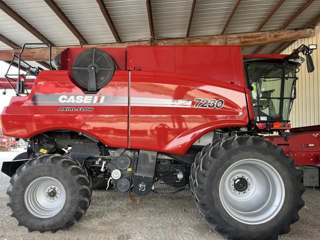 Image of Case IH 7230 equipment image 1