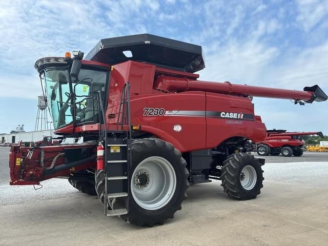 Image of Case IH 7230 equipment image 4