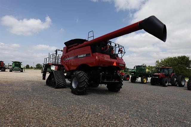 Image of Case IH 7230 equipment image 4