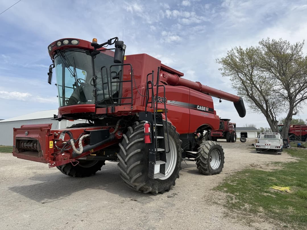 Image of Case IH 7230 Primary image