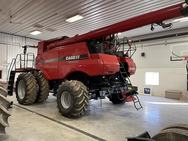 Image of Case IH 7230 equipment image 2