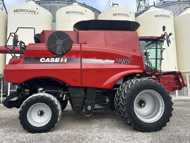 Image of Case IH 7230 equipment image 3