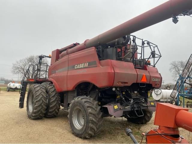 Image of Case IH 7230 equipment image 2