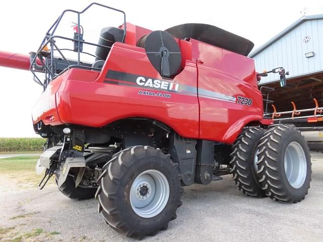 Image of Case IH 7230 equipment image 1