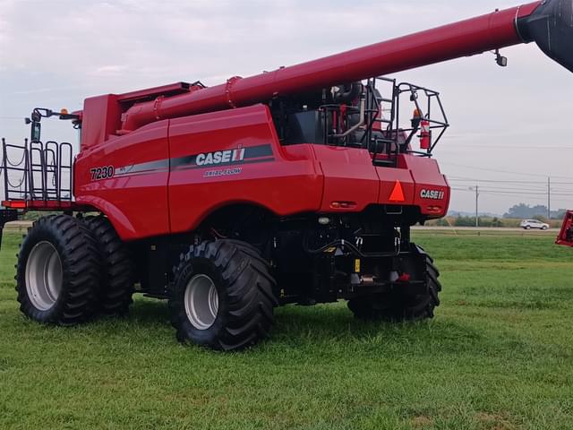 Image of Case IH 7230 equipment image 3