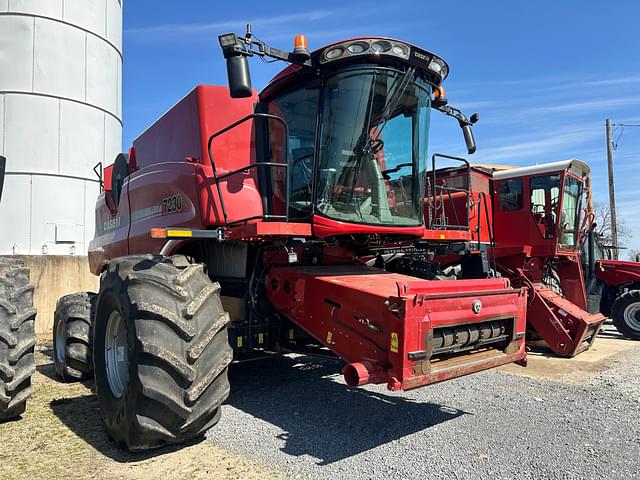 Image of Case IH 7230 equipment image 1