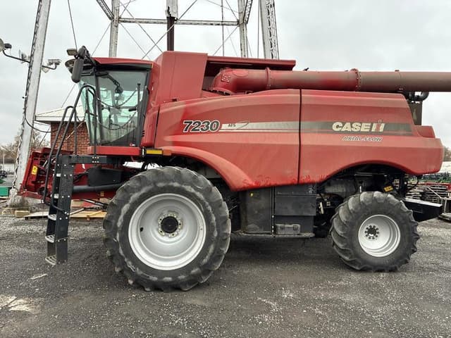 Image of Case IH 7230 equipment image 2