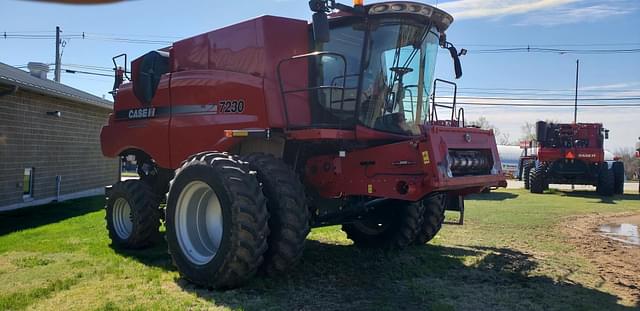 Image of Case IH 7230 equipment image 3