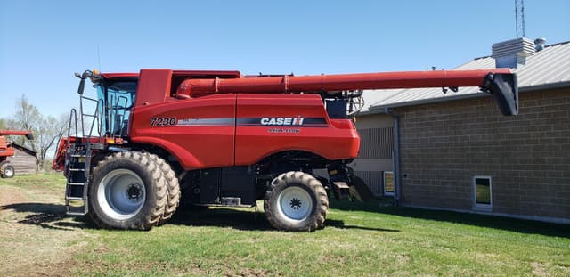 Image of Case IH 7230 equipment image 1