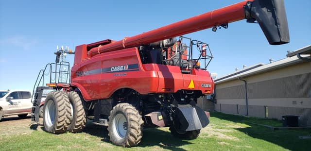 Image of Case IH 7230 equipment image 2