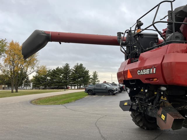 Image of Case IH 8230 equipment image 4