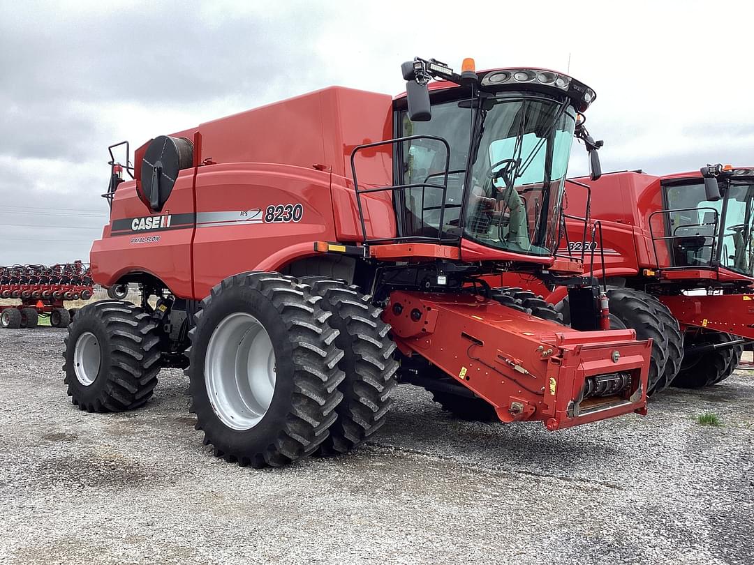 Image of Case IH 8230 Primary image