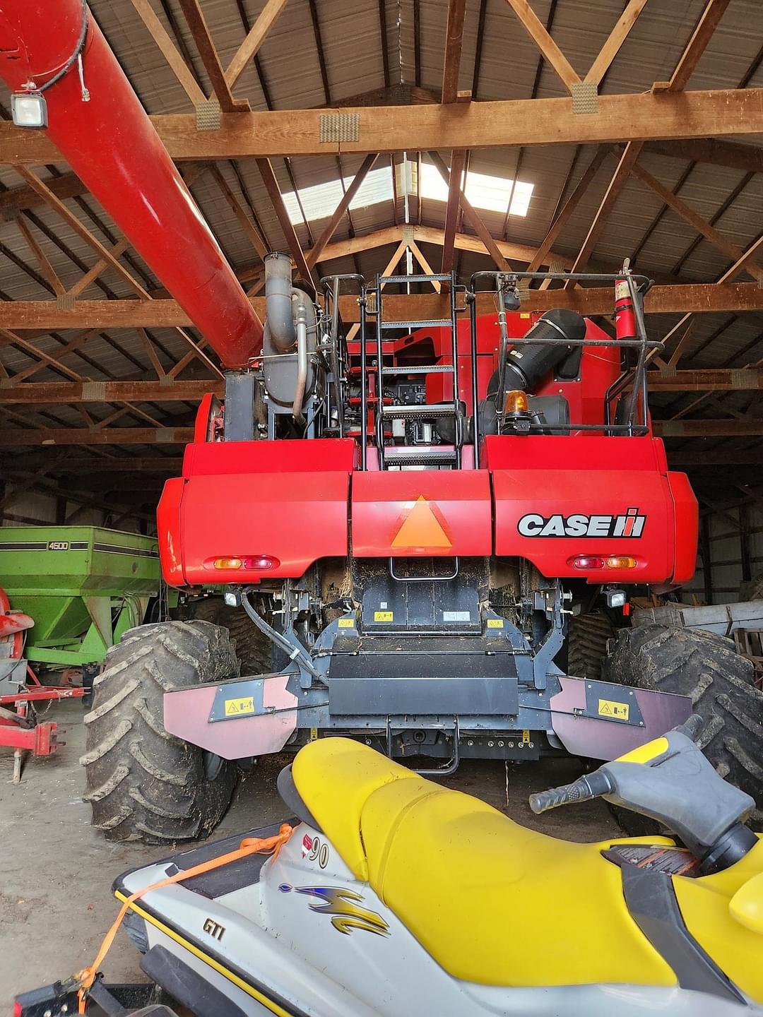 Image of Case IH 8230 Image 1