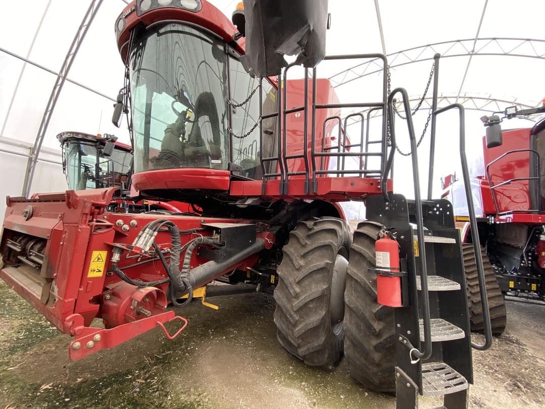 Image of Case IH 8230 Primary image