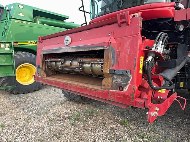 Image of Case IH 8230 equipment image 2