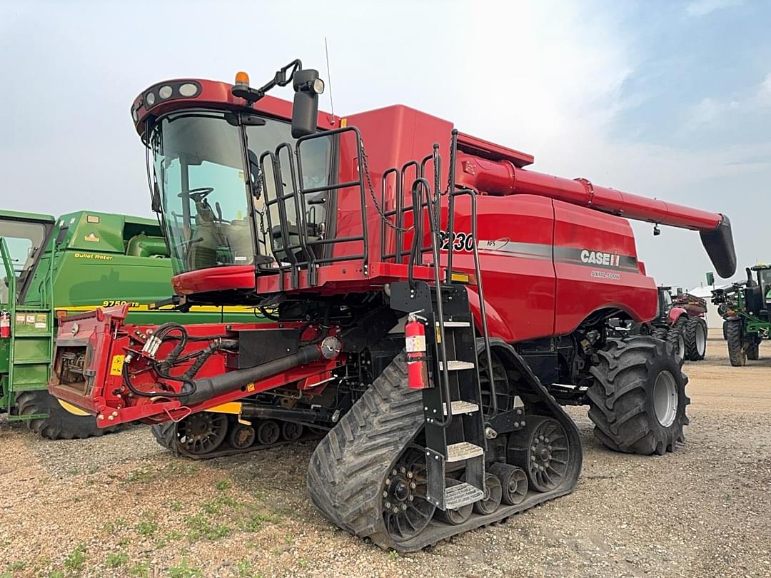 Image of Case IH 8230 Primary image