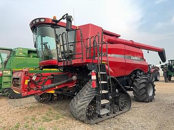 Main image Case IH 8230