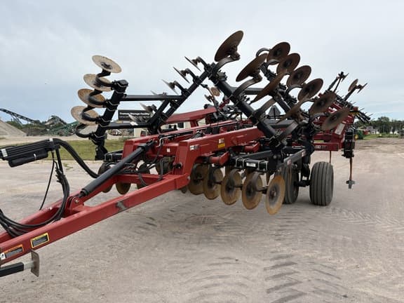 Image of Case IH Ecolo-Tiger 870 equipment image 1