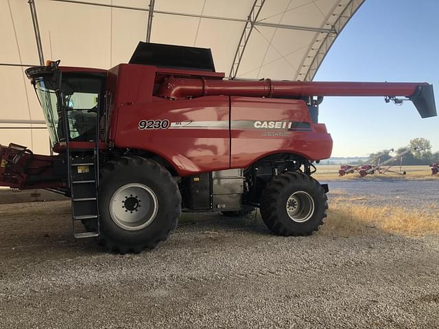 Image of Case IH 9230 equipment image 3