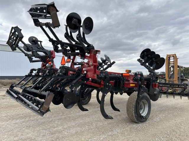 Image of Case IH Ecolo-Tiger 870 equipment image 3