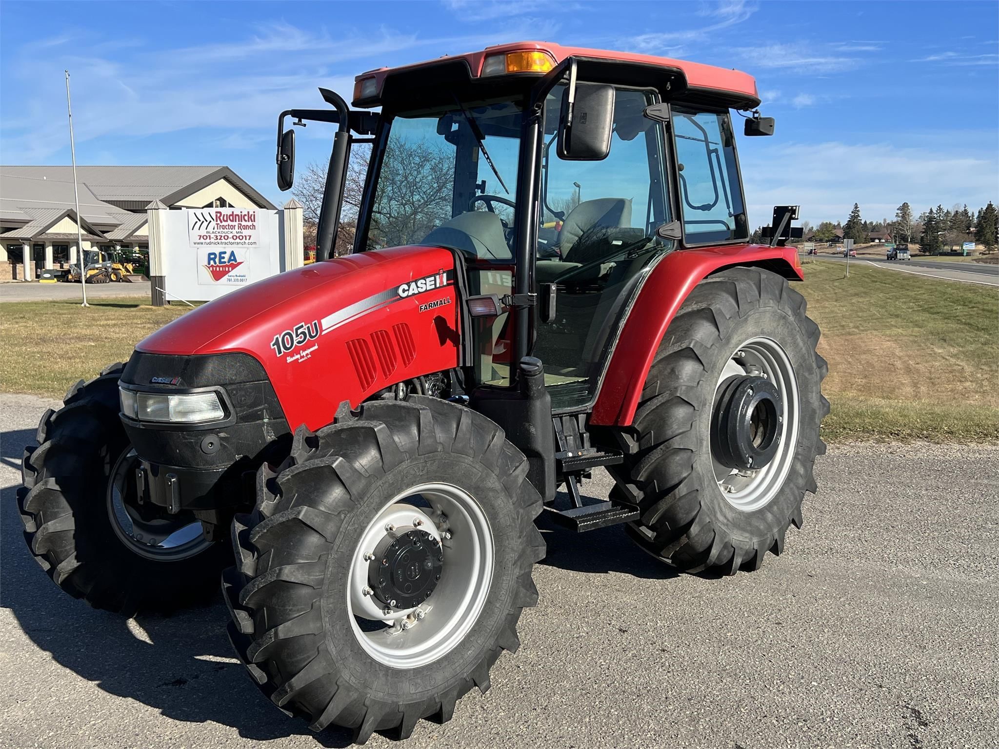 2013 Case IH Farmall 105U Equipment Image0