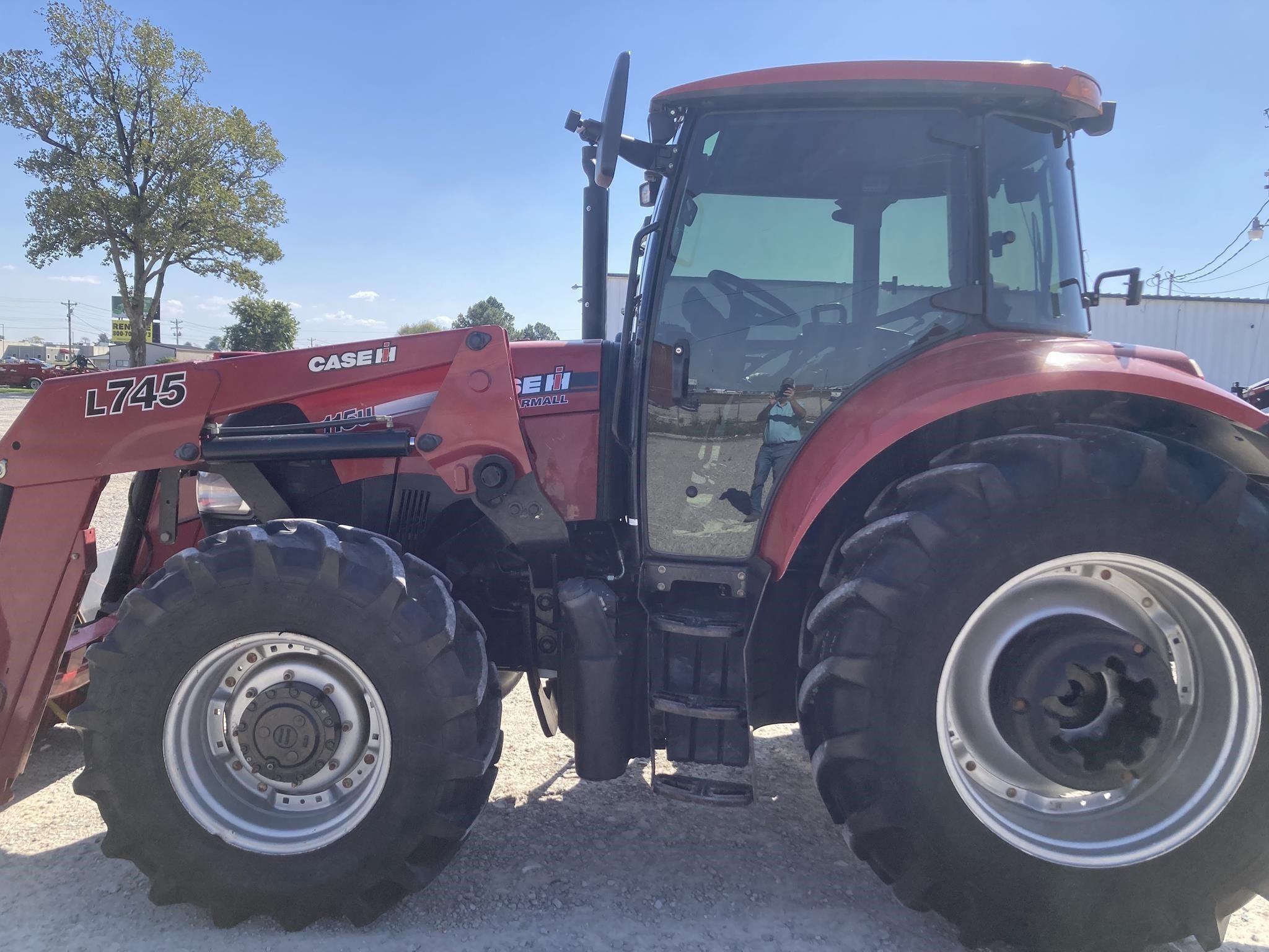 2013 Case IH Farmall 115U Equipment Image0