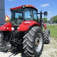 Image of Case IH Farmall 115U equipment image 1