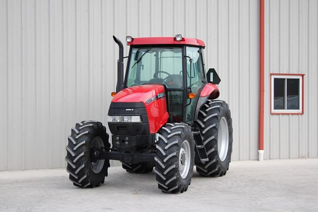 Image of Case IH Farmall 120A equipment image 1