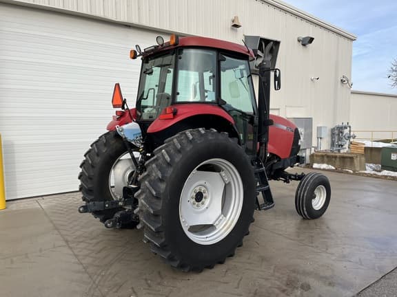 Image of Case IH Farmall 125A equipment image 2