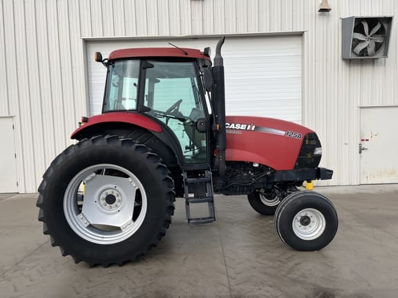 Image of Case IH Farmall 125A equipment image 1