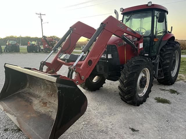 Image of Case IH Farmall 140A equipment image 4