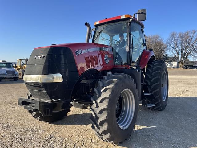 Image of Case IH Magnum 180 equipment image 1