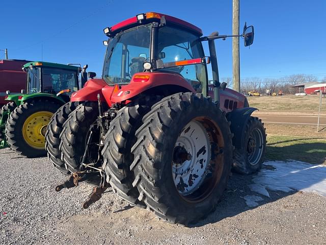 Image of Case IH Magnum 180 equipment image 2