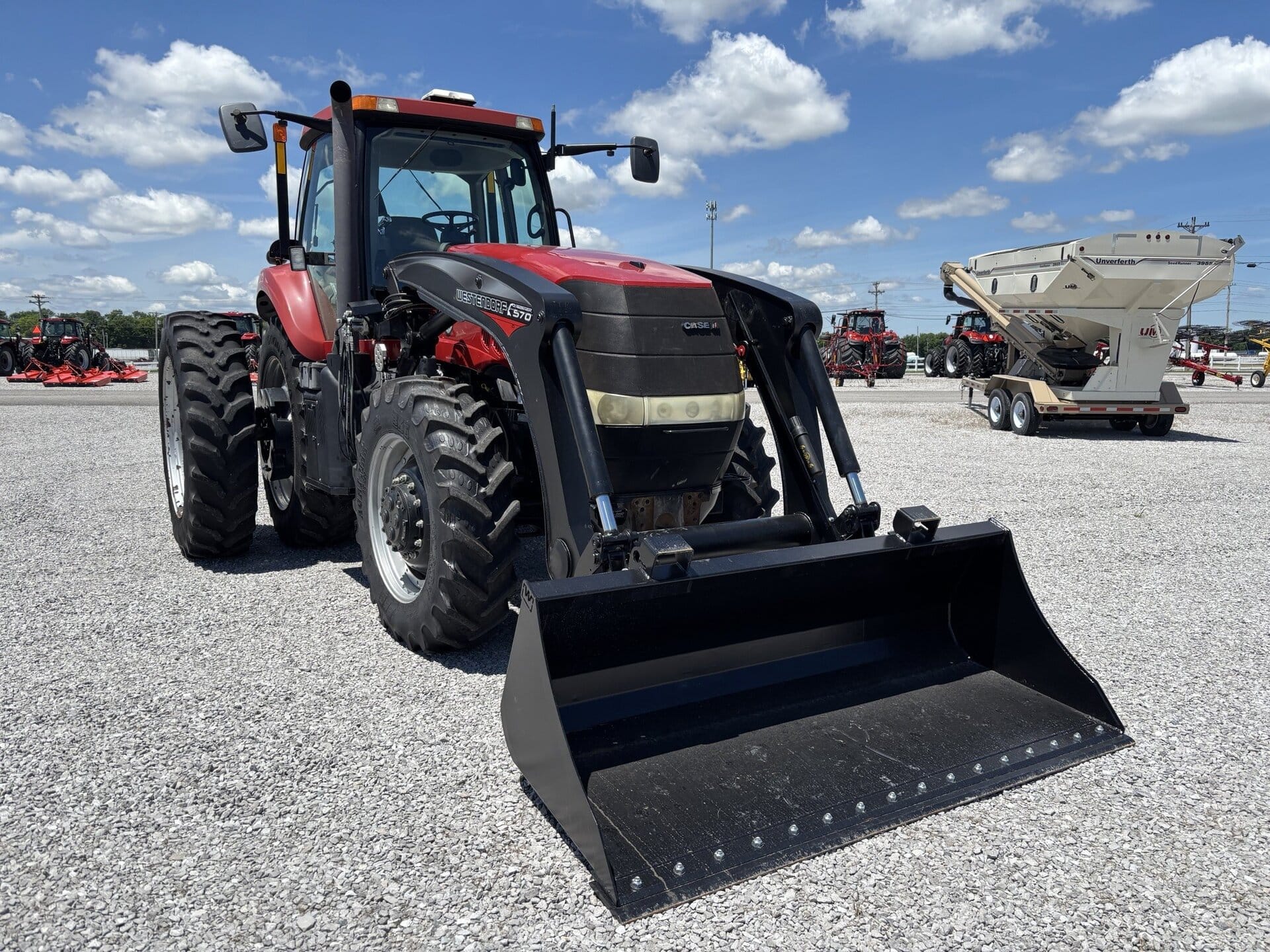 2013 Case IH Magnum 190 Equipment Image0