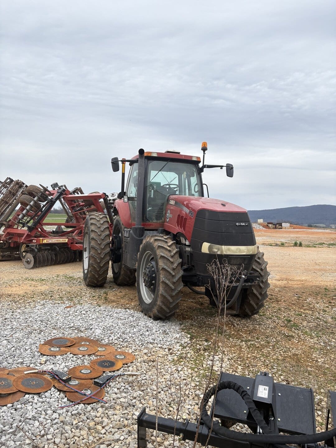 2013 Case IH Magnum 190 Equipment Image0