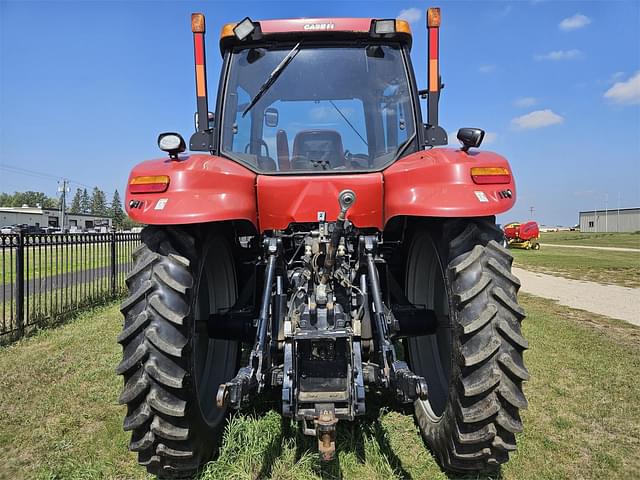 Image of Case IH Magnum 210 equipment image 2