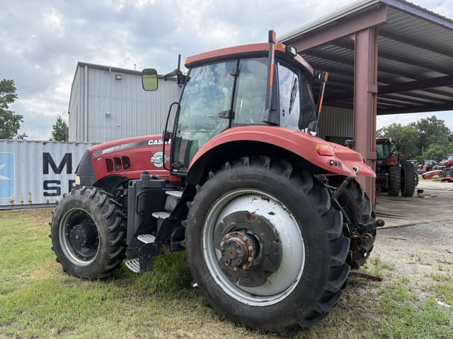 Image of Case IH Magnum 210 equipment image 4