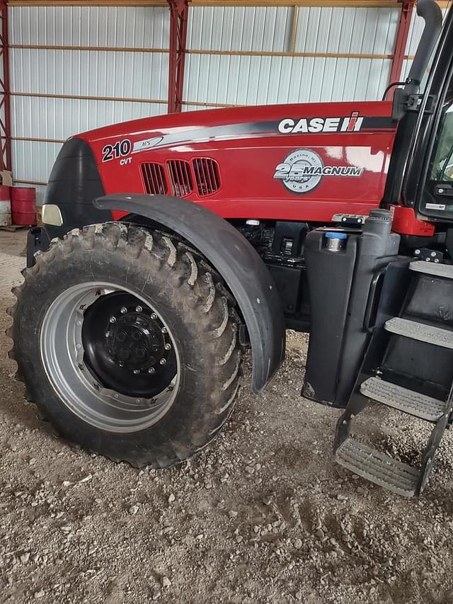 Image of Case IH Magnum 210 equipment image 1