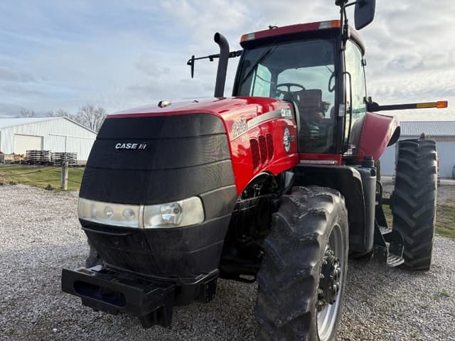 Image of Case IH Magnum 225 equipment image 1