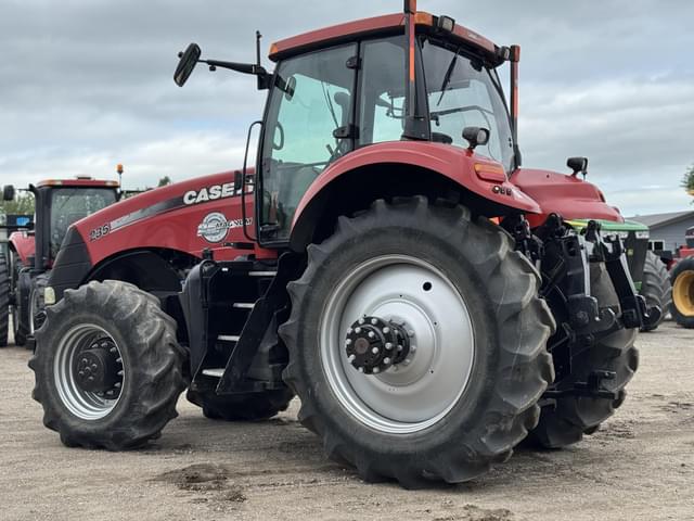Image of Case IH Magnum 235 equipment image 2