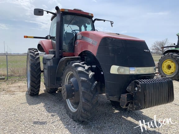 Main image Case IH Magnum 235