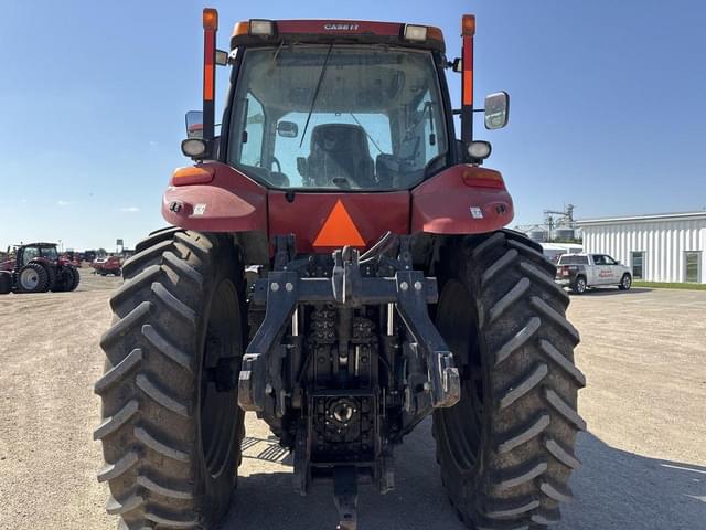 Image of Case IH Magnum 235 equipment image 3