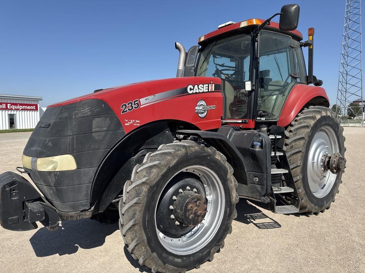 2013 Case IH Magnum 235 Equipment Image0