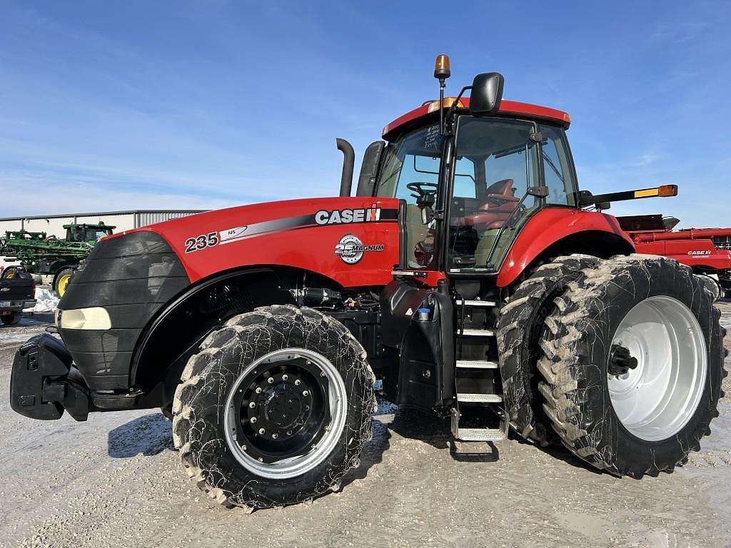 Image of Case IH Magnum 235 Primary image