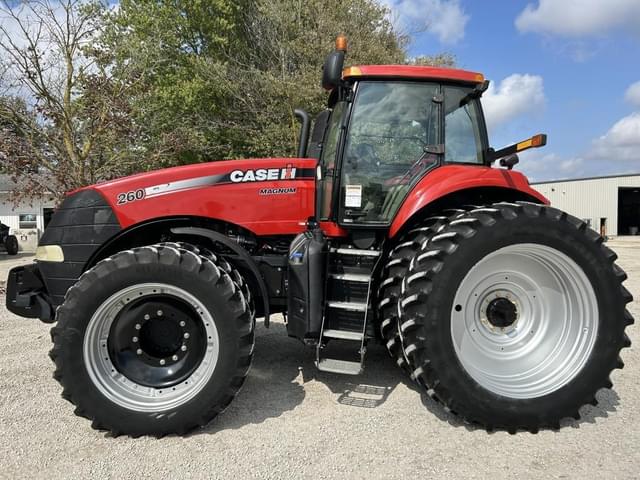 Image of Case IH Magnum 260 equipment image 2
