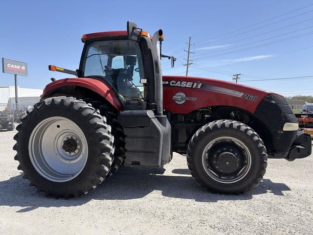 Image of Case IH Magnum 260 equipment image 1