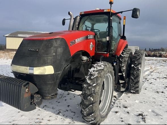 Image of Case IH Magnum 260 equipment image 2