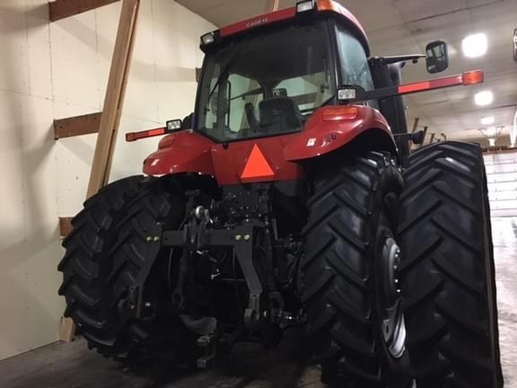 Image of Case IH Magnum 260 equipment image 2